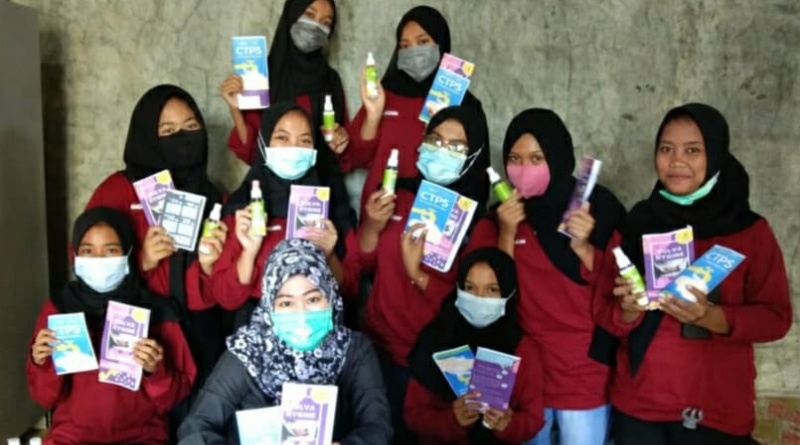 Sosialisasi Perilaku Cuci Tangan sebelum Vulva Hygiene pada Remaja di Kelurahan Brang Bara