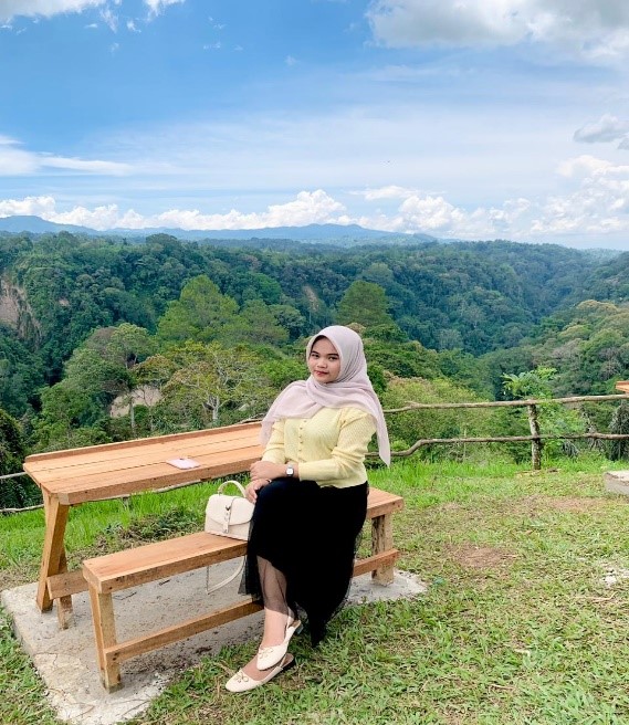 Putri Amanda