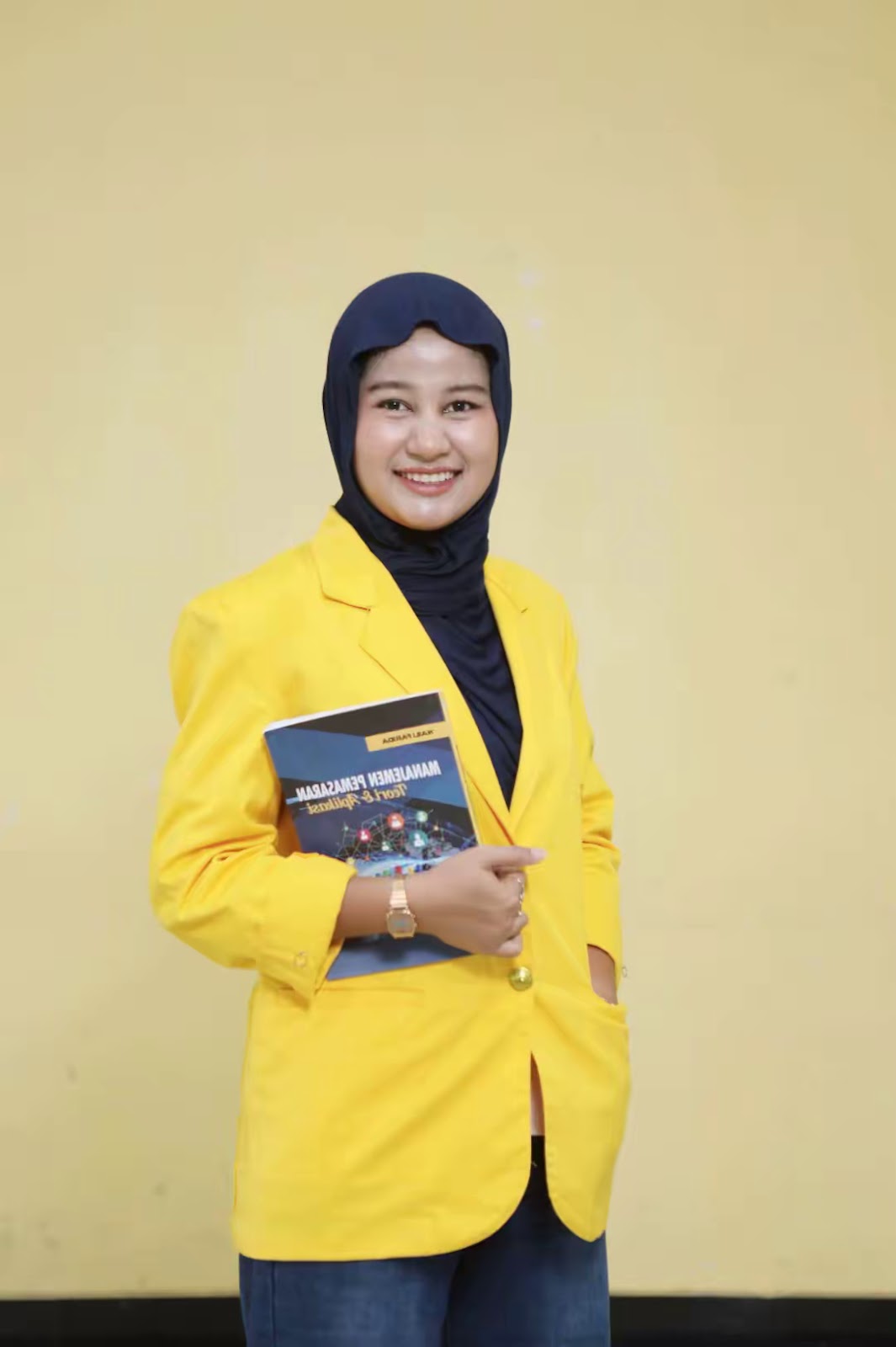 Rumah yang sedang kita rusak